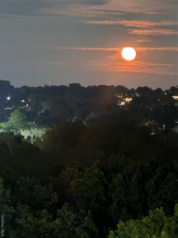 220-55 46TH Avenue 10D, Bayside, NY 11361