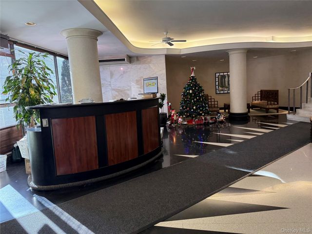 220-55 46TH Avenue 10D, Bayside, NY 11361