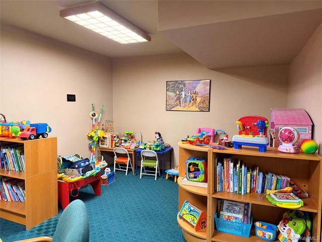 220-55 46TH Avenue 10D, Bayside, NY 11361