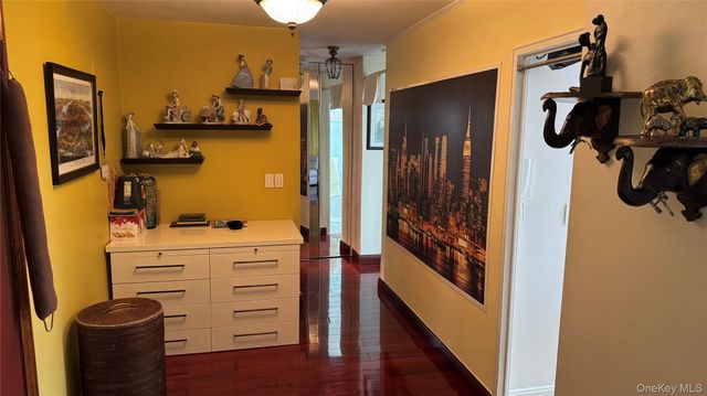 220-55 46TH Avenue 10D, Bayside, NY 11361