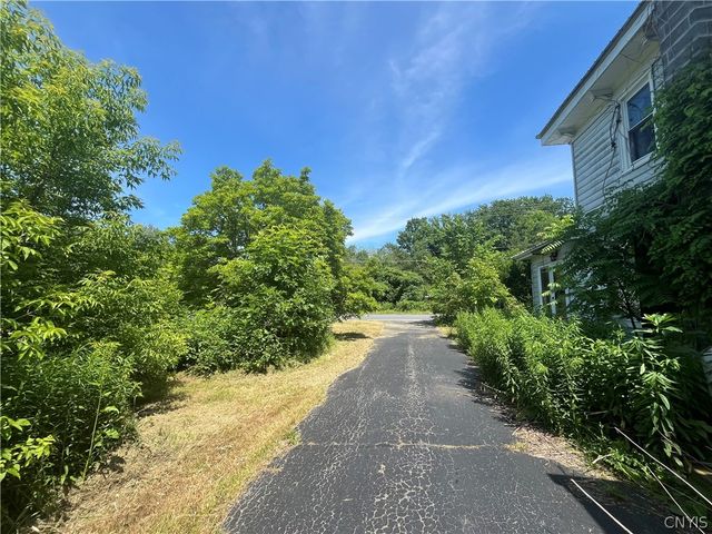 1395 County Route 7, Hannibal, NY 13126