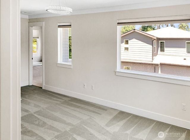 707 Newport Court NE, Renton, WA 98056