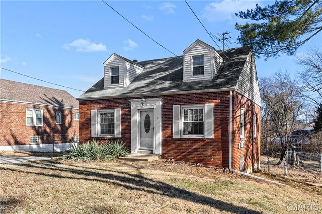 4 S Dellwood Avenue, Dellwood, MO 63135