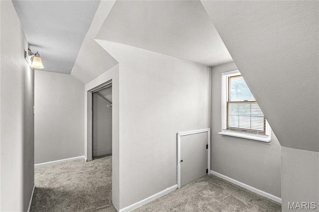 4 S Dellwood Avenue, Dellwood, MO 63135