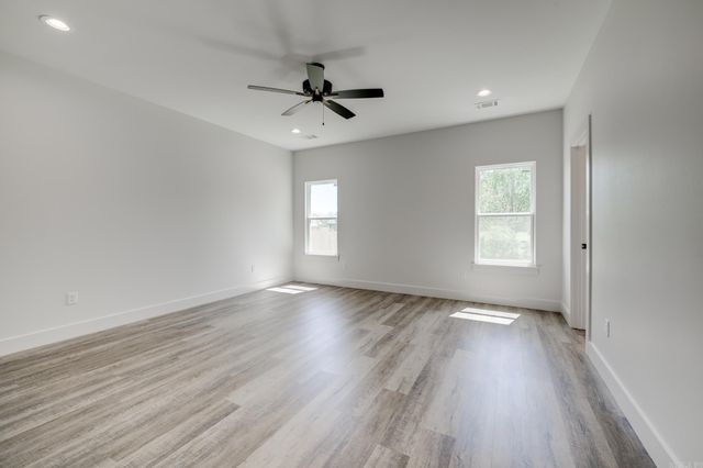 8 Dandelion Drive, Greenbrier, AR 72058