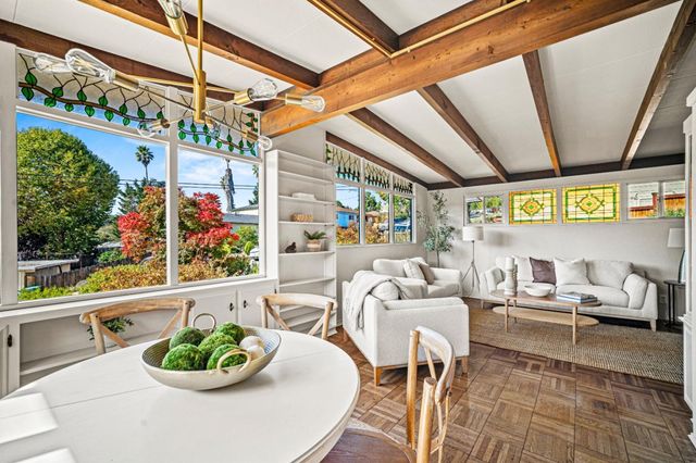 831 Arlington Place, Del Rey Oaks, CA 93940