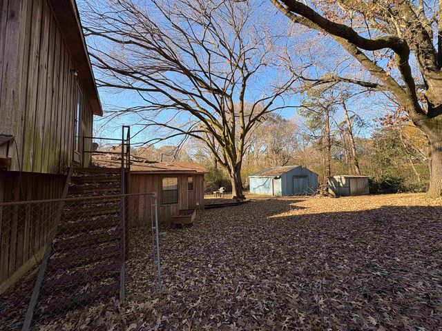 5091 CLINTON RD, Memphis, TN 38109