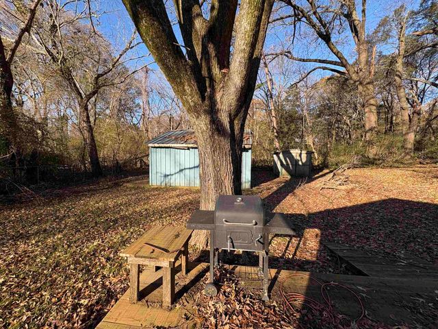 5091 CLINTON RD, Memphis, TN 38109