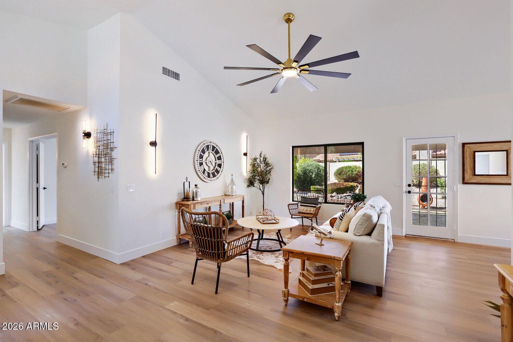 9232 W BEHREND Drive, Peoria, AZ 85382 — exterior