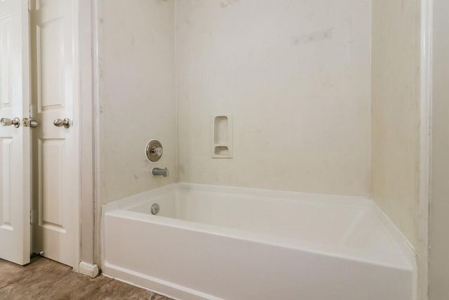 4906 S Cancun Drive, Houston, TX 77045
