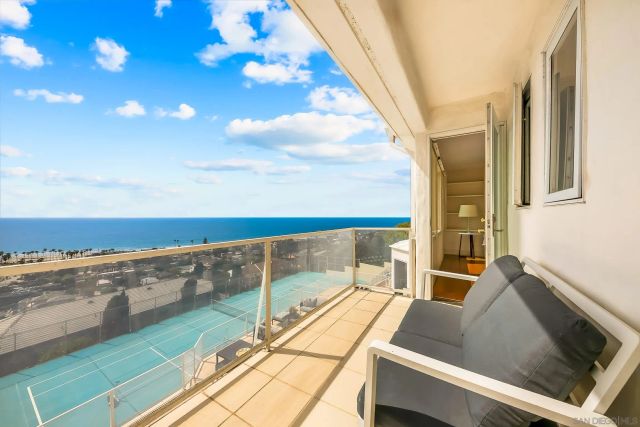 8430 Whale Watch, La Jolla, CA 92037