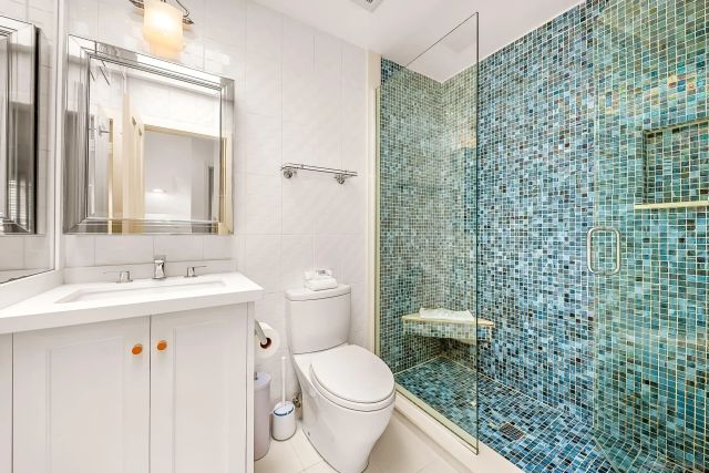 8430 Whale Watch, La Jolla, CA 92037