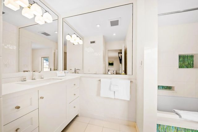 8430 Whale Watch, La Jolla, CA 92037