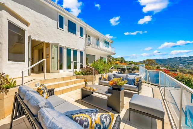 8430 Whale Watch, La Jolla, CA 92037