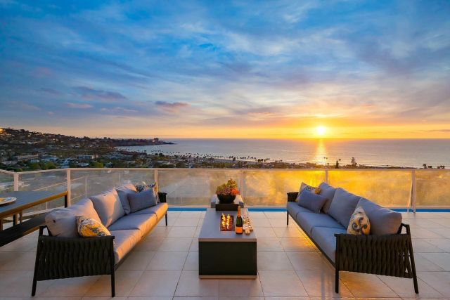 8430 Whale Watch, La Jolla, CA 92037