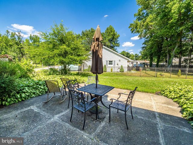 33 TIMBER LN, Willingboro, NJ 08046