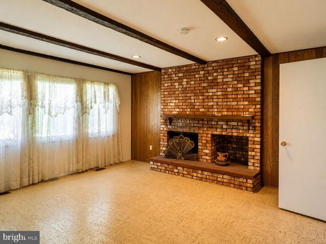 33 TIMBER LN, Willingboro, NJ 08046