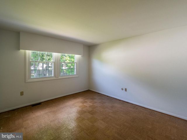 33 TIMBER LN, Willingboro, NJ 08046