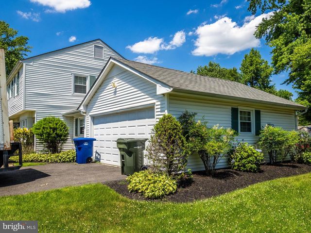 33 TIMBER LN, Willingboro, NJ 08046