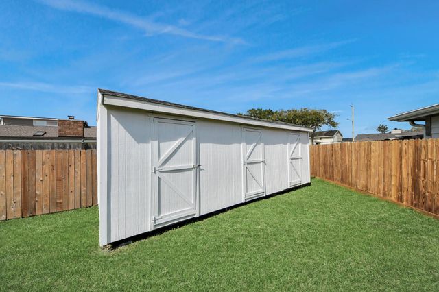 9803 Sage Lee Drive, Houston, TX 77089