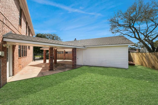 9803 Sage Lee Drive, Houston, TX 77089