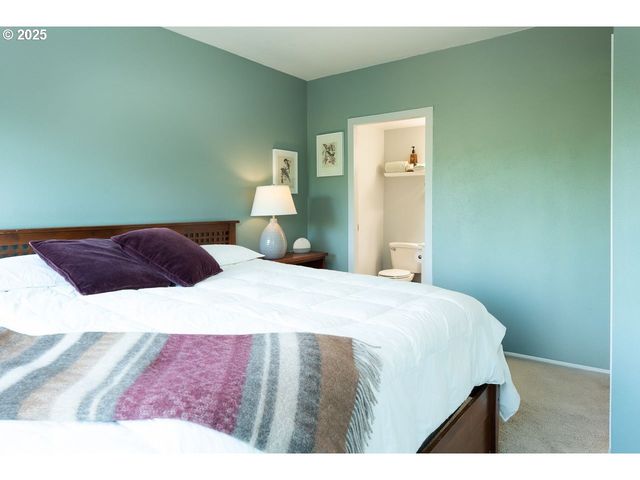 1313 LINCOLN St 408, Eugene, OR 97401