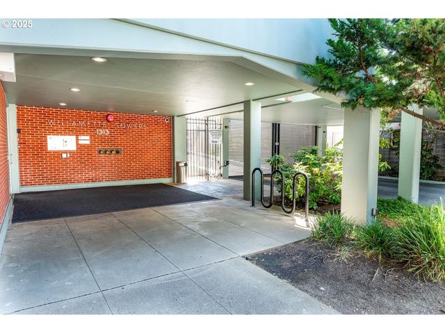 1313 LINCOLN St 408, Eugene, OR 97401