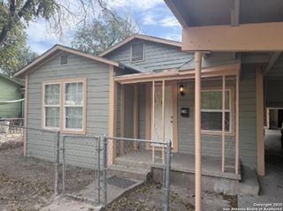 110 Morrow A, San Antonio, TX 78204