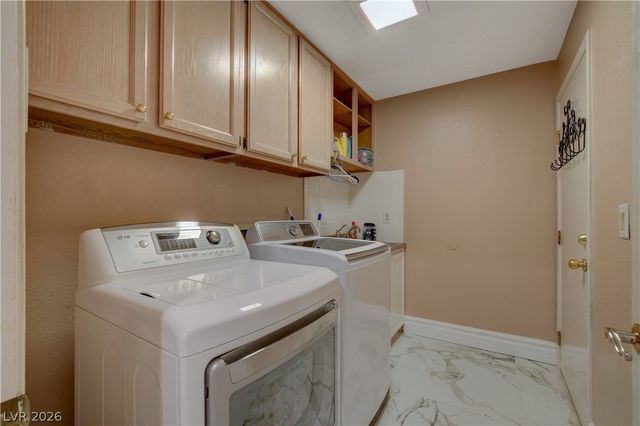 7613 Hackensack Court, Las Vegas, NV 89128