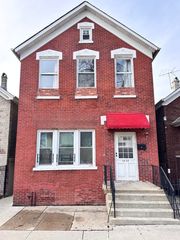 3822 S Honore Street, Chicago, IL 60609