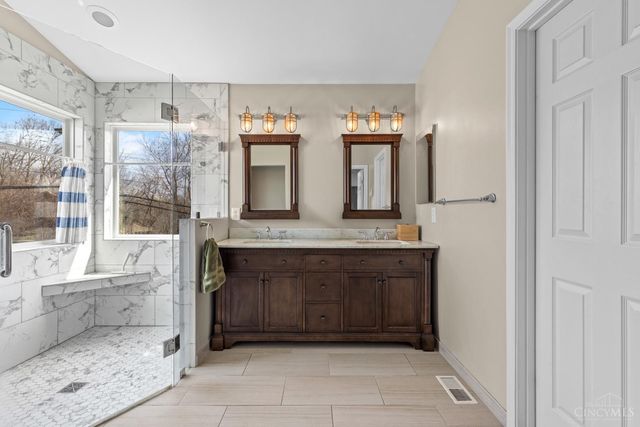 118 Hounds Run, Loveland, OH 45140