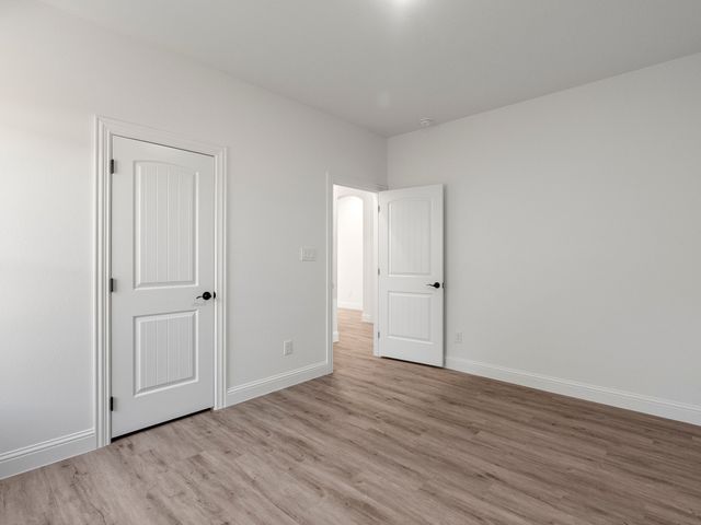 101 N Oak Street, Ector, TX 75439