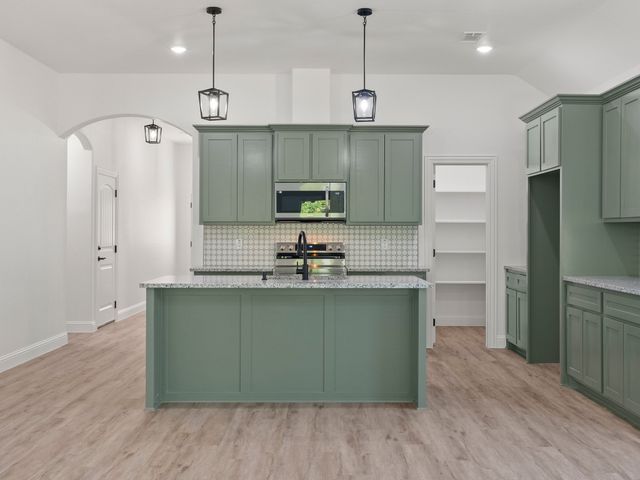 101 N Oak Street, Ector, TX 75439