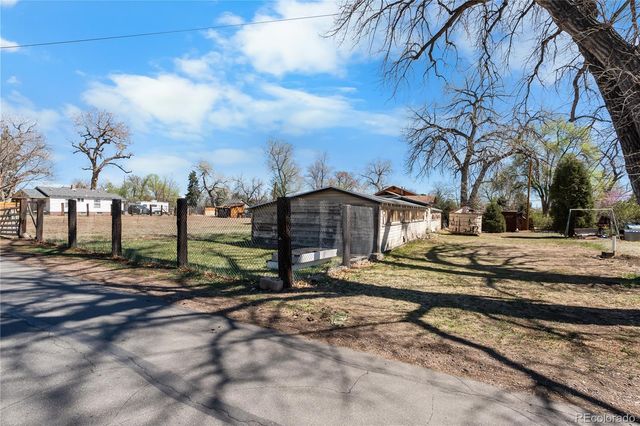 800 Kendall Street, Lakewood, CO 80214