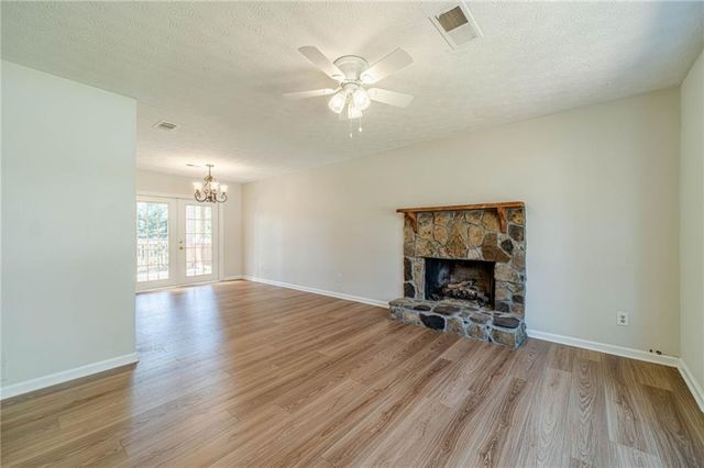 1377 Candlelite Lane, Snellville, GA 30078