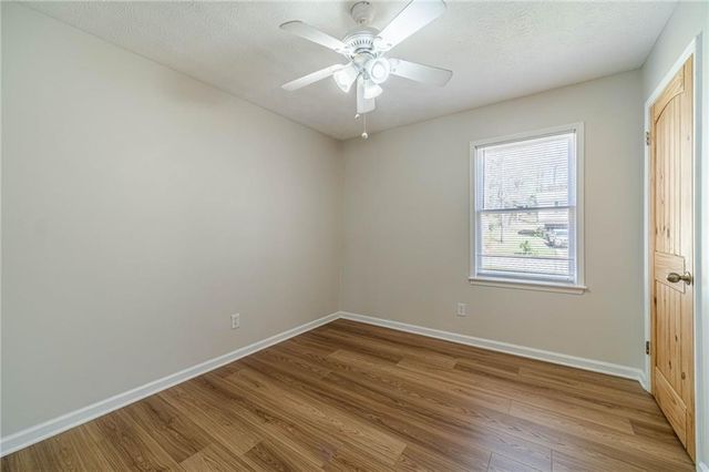 1377 Candlelite Lane, Snellville, GA 30078