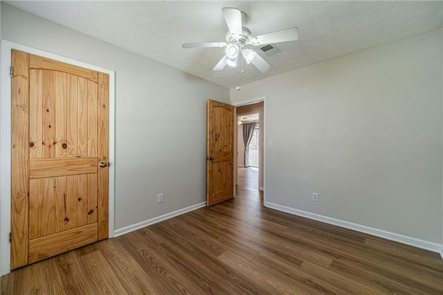 1377 Candlelite Lane, Snellville, GA 30078