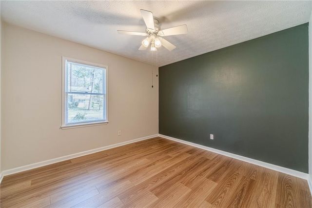 1377 Candlelite Lane, Snellville, GA 30078