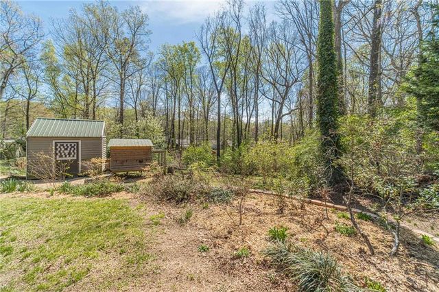 1377 Candlelite Lane, Snellville, GA 30078