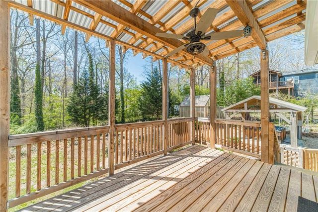 1377 Candlelite Lane, Snellville, GA 30078