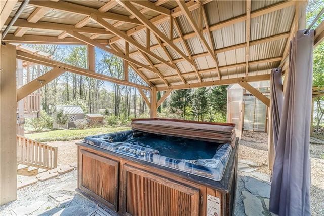 1377 Candlelite Lane, Snellville, GA 30078