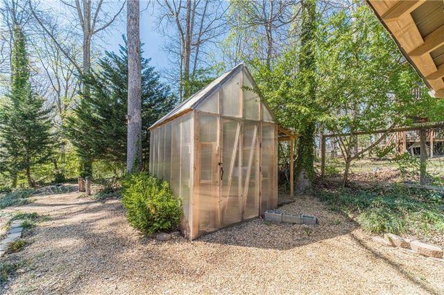 1377 Candlelite Lane, Snellville, GA 30078