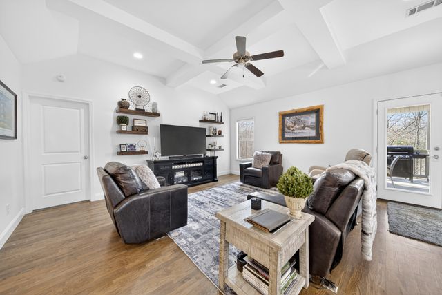 6716 Old Highway 431, Springfield, TN 37172