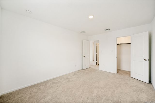 12850 RATCLIFF LK, St Hedwig, TX 78152