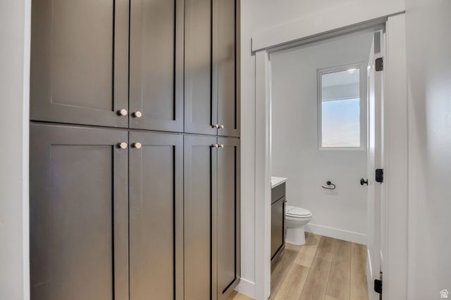 5172 W LAKE AVE, South Jordan, UT 84009