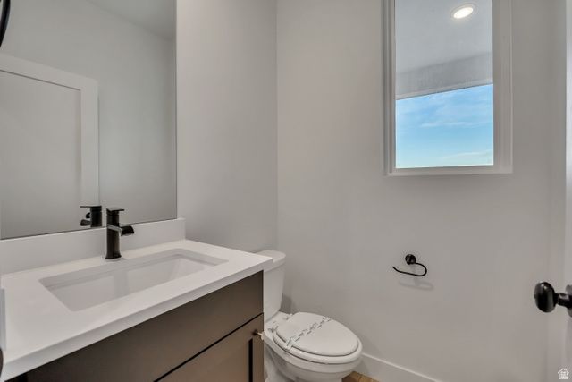 5172 W LAKE AVE, South Jordan, UT 84009