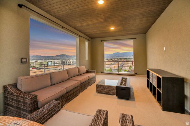 5172 W LAKE AVE, South Jordan, UT 84009