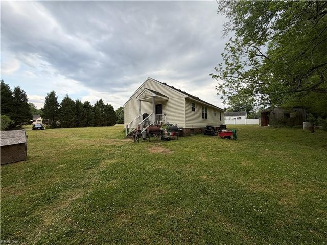 5895 Spivey Run RD, Suffolk, VA 23438