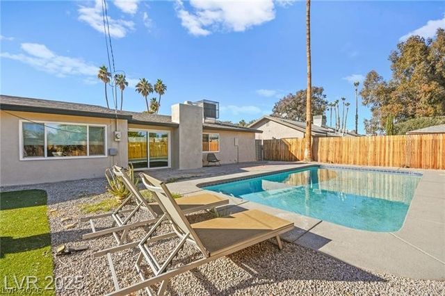 1707 South 8th Street, Las Vegas, NV 89104