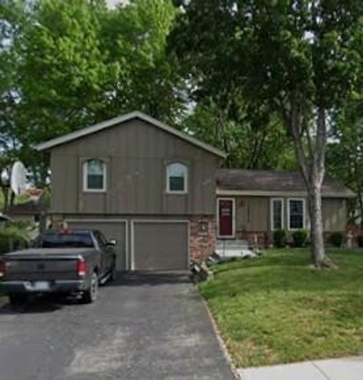 12712 W 100th Street, Lenexa, KS 66215